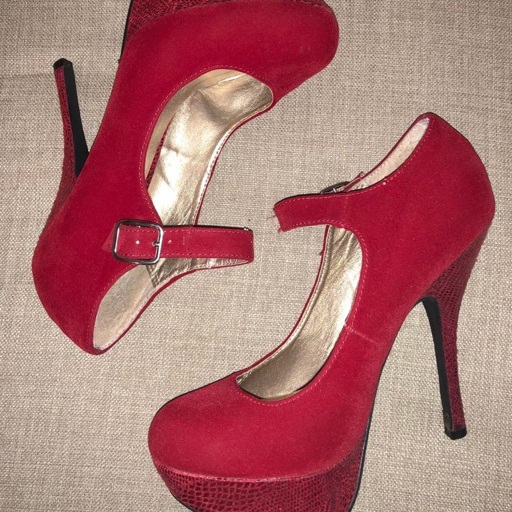 Red platforms